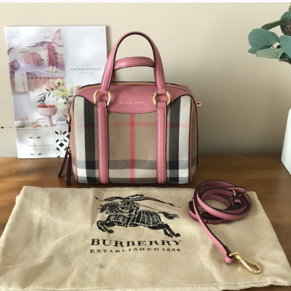 Burberry Satchel 💗